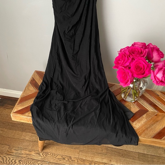 LA FEMME NWT Black Strapless Ruched Gown - Picture 10 of 15